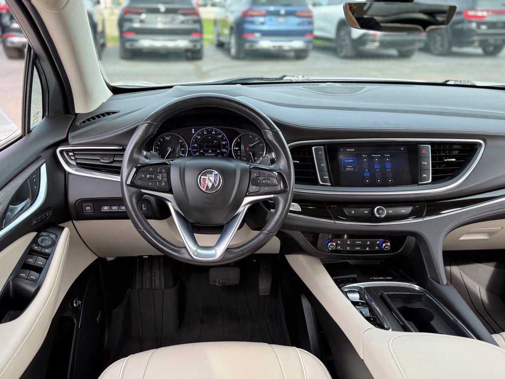 Used 2023 Buick Enclave Avenir w/ Avenir Technology Package AWD/4WD image 4