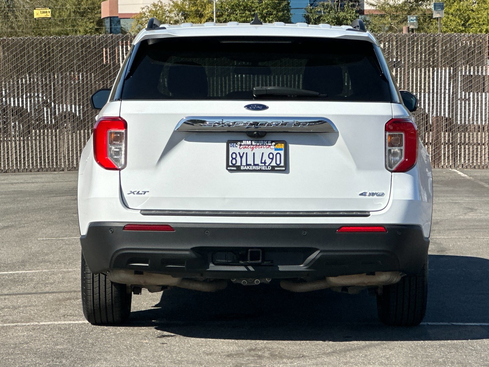 Certified 2022 Ford Explorer XLT w/ Class IV Trailer Tow Package image 4