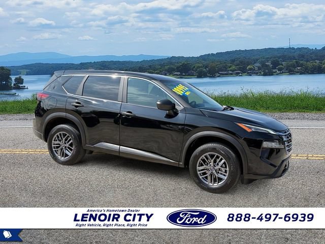 Used 2024 Nissan Rogue S AWD/4WD image 1