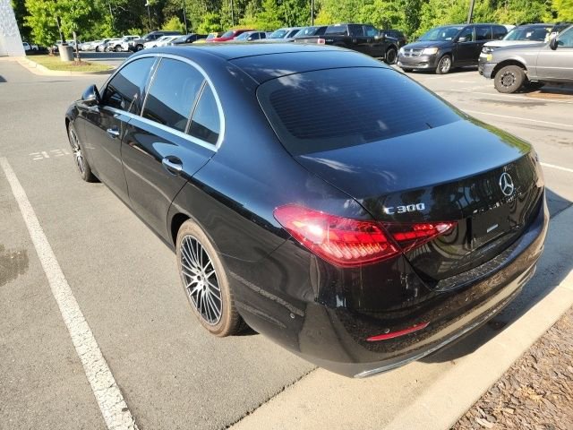 Used 2022 Mercedes-Benz C 300 4MATIC Sedan image 4