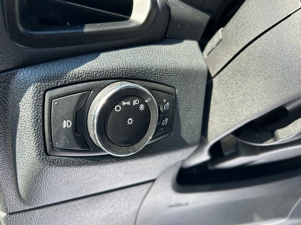 Certified 2022 Ford EcoSport SE image 17