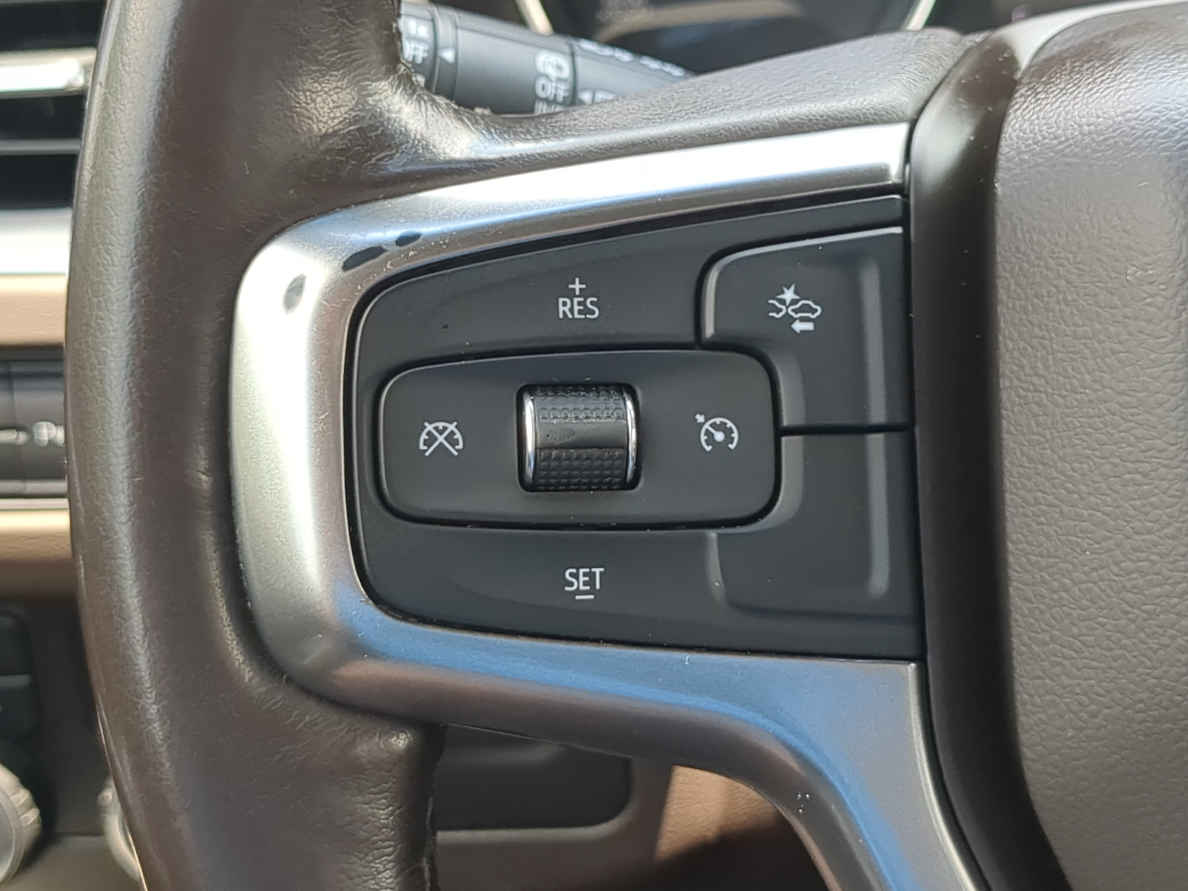 Used 2021 Chevrolet Tahoe Z71 AWD/4WD image 22