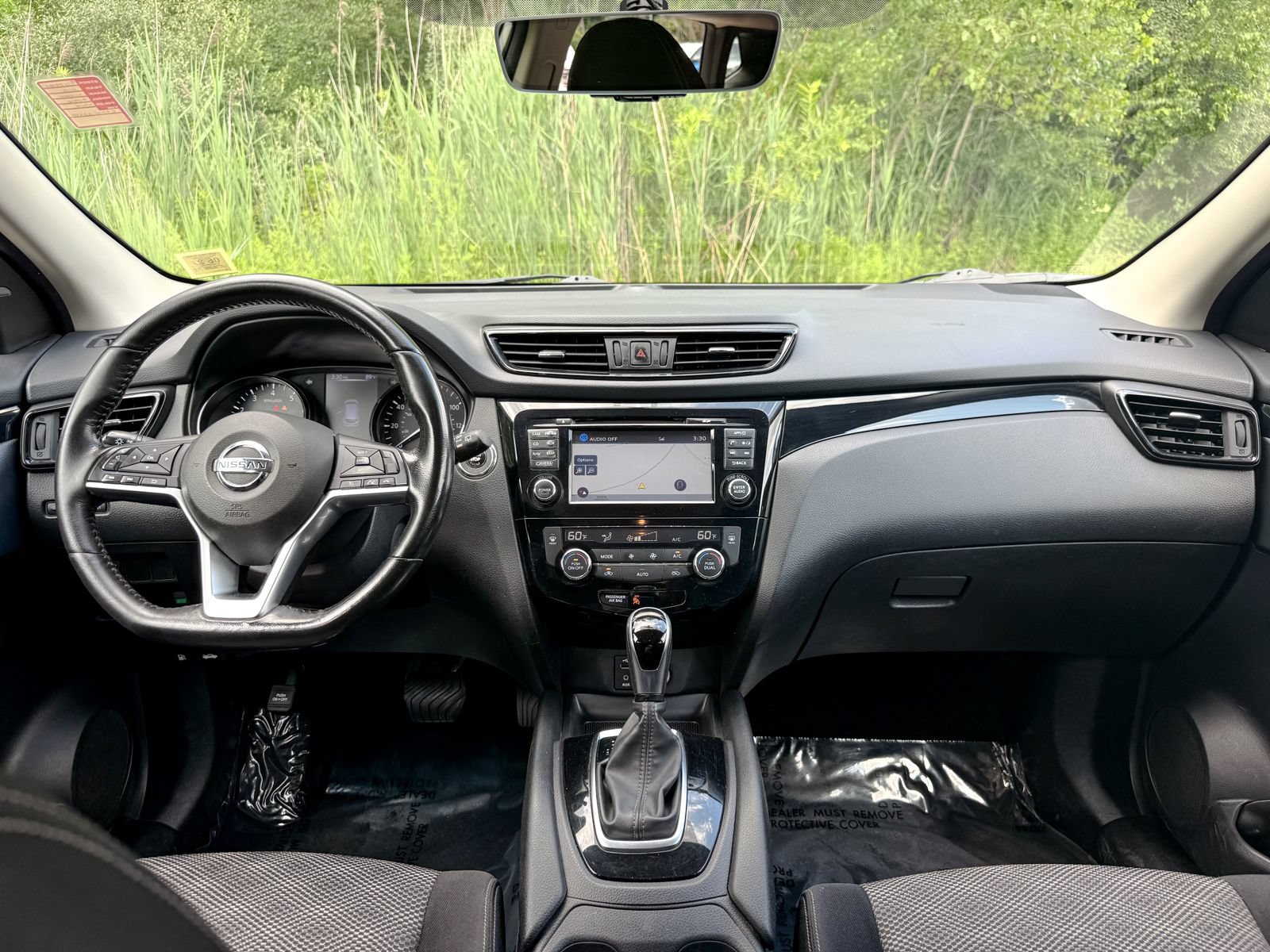 Used 2017 Nissan Rogue Sport SV w/ SV Premium Package AWD/4WD image 20