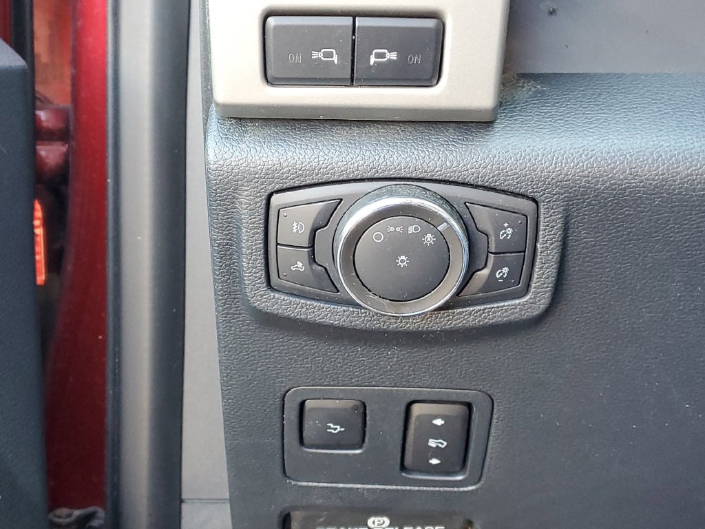 Certified 2022 Ford F250 Lariat w/ Lariat Ultimate Package AWD/4WD image 23