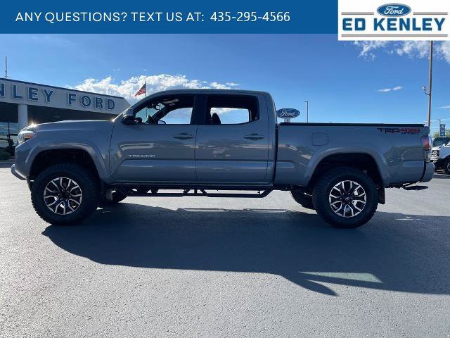 Used 2020 Toyota Tacoma TRD Sport w/ Technology Package AWD/4WD image 2