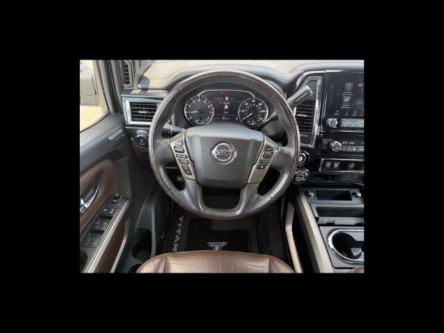 Used 2021 Nissan Titan Platinum Reserve w/ Moonroof Package AWD/4WD image 15