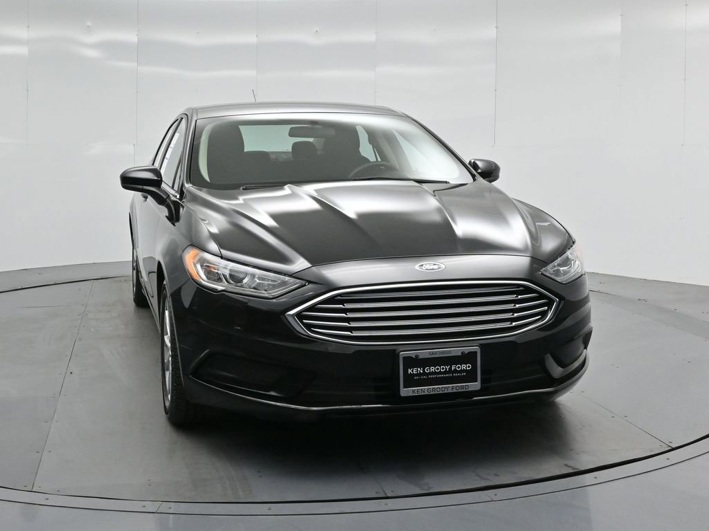 Certified 2017 Ford Fusion SE image 54