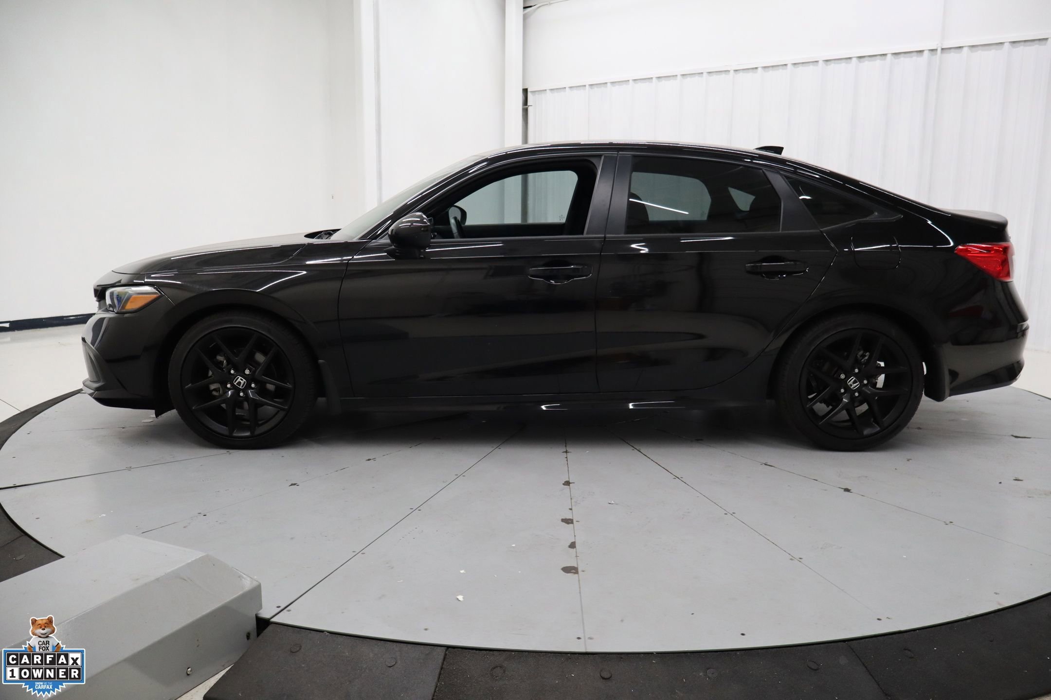 Used 2024 Honda Civic Sport image 9