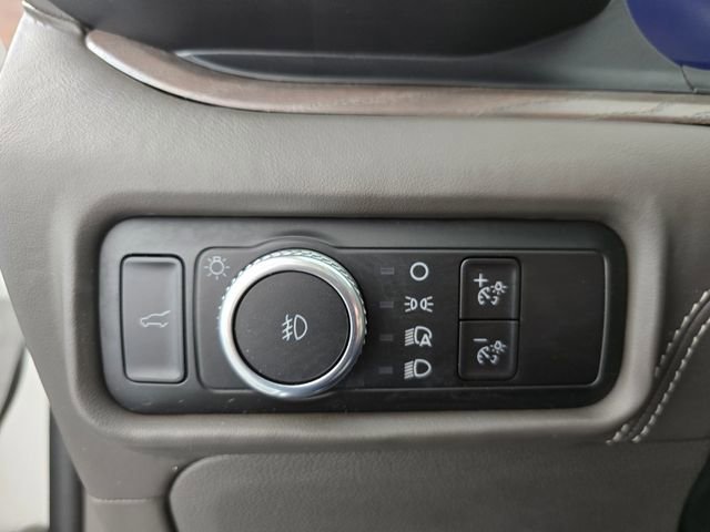 Certified 2023 Ford Explorer Platinum w/ Technology Package AWD/4WD image 29