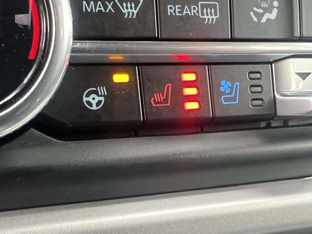 Certified 2023 Ford Expedition XLT image 34