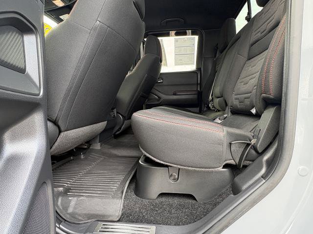 Used 2023 Nissan Frontier PRO-4X w/ Pro Convenience Package image 18