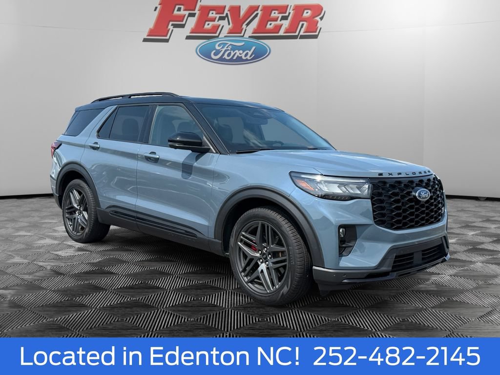 Certified 2025 Ford Explorer ST w/ Sun And Sound Package AWD/4WD image 8