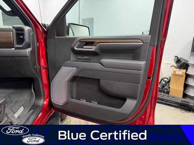 Used 2025 Chevrolet Silverado 1500 High Country w/ High Country Premium Package image 32