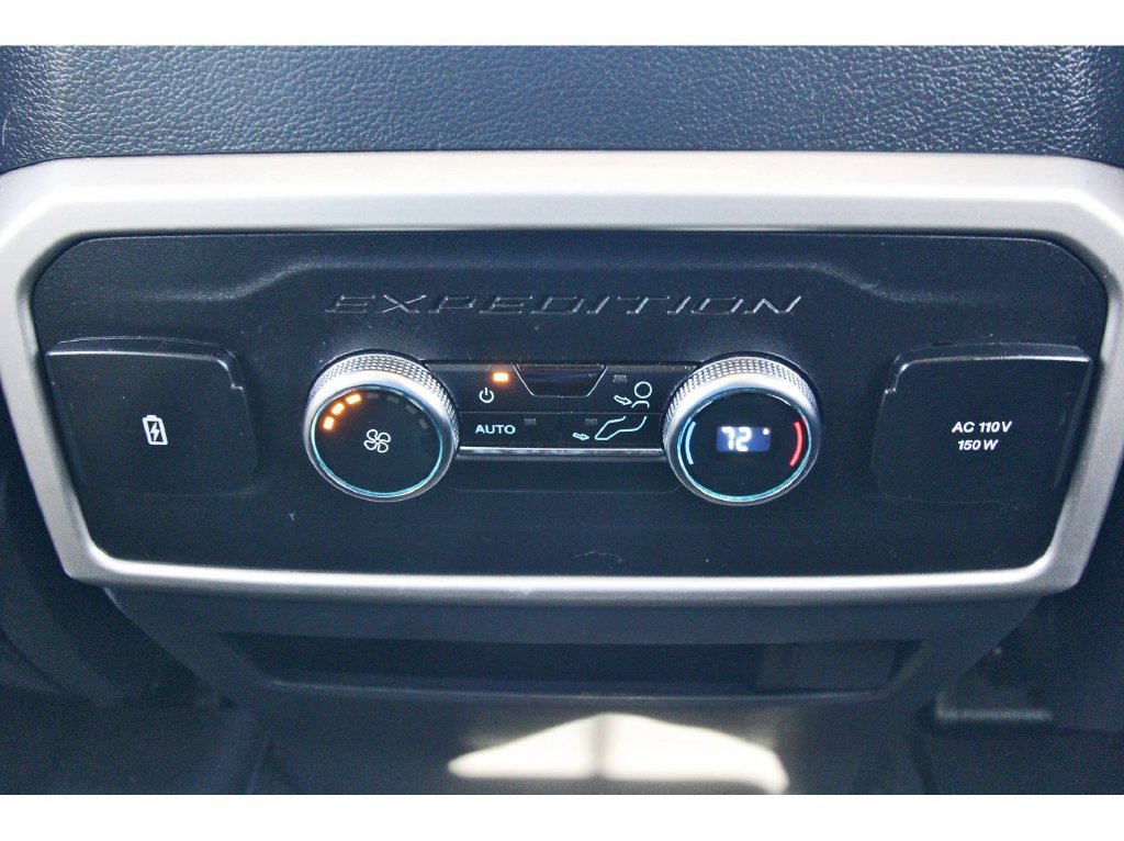 Certified 2024 Ford Expedition XLT RWD image 13