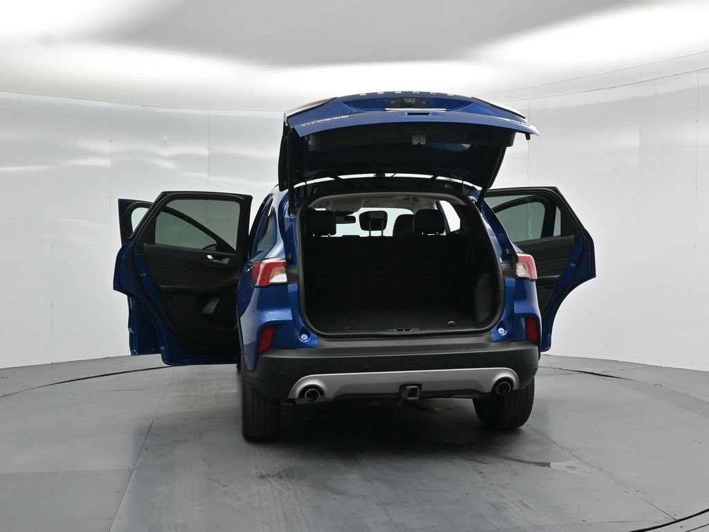 Certified 2022 Ford Escape Titanium w/ Class II Trailer Tow Package image 58