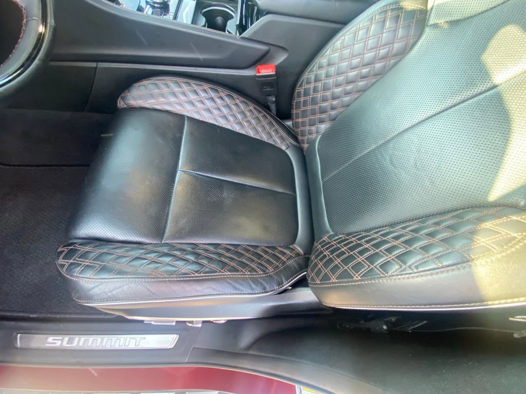 Used 2023 Jeep Grand Cherokee L Summit image 22