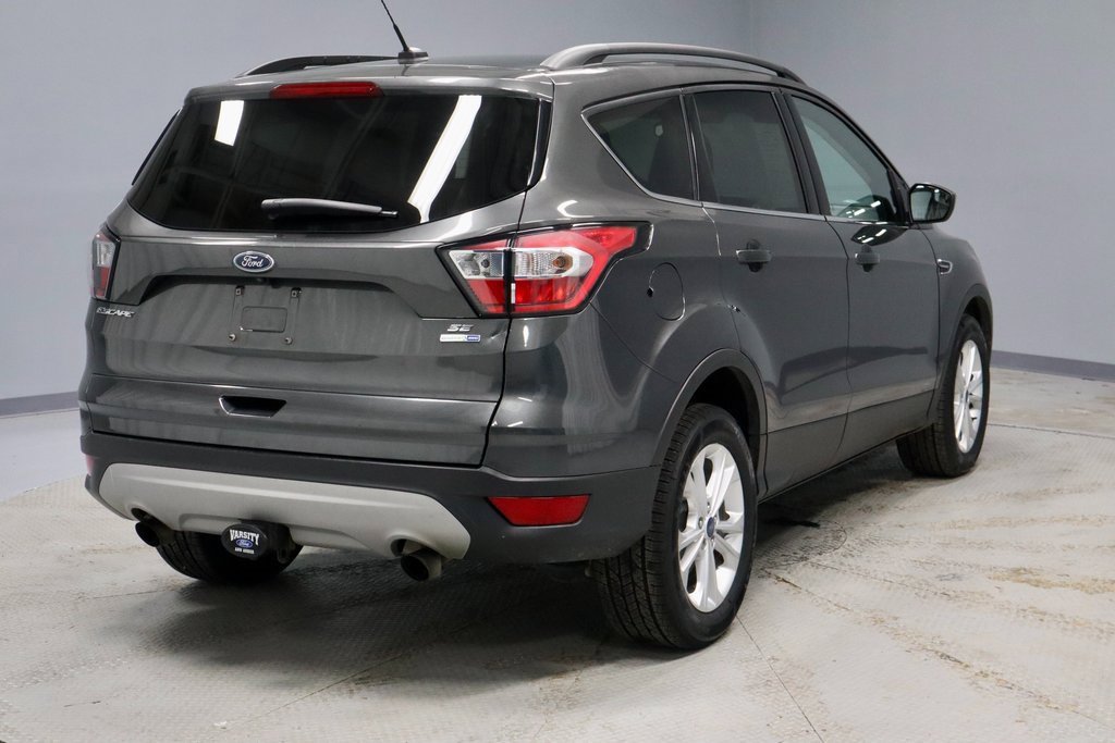 Certified 2018 Ford Escape SE image 11