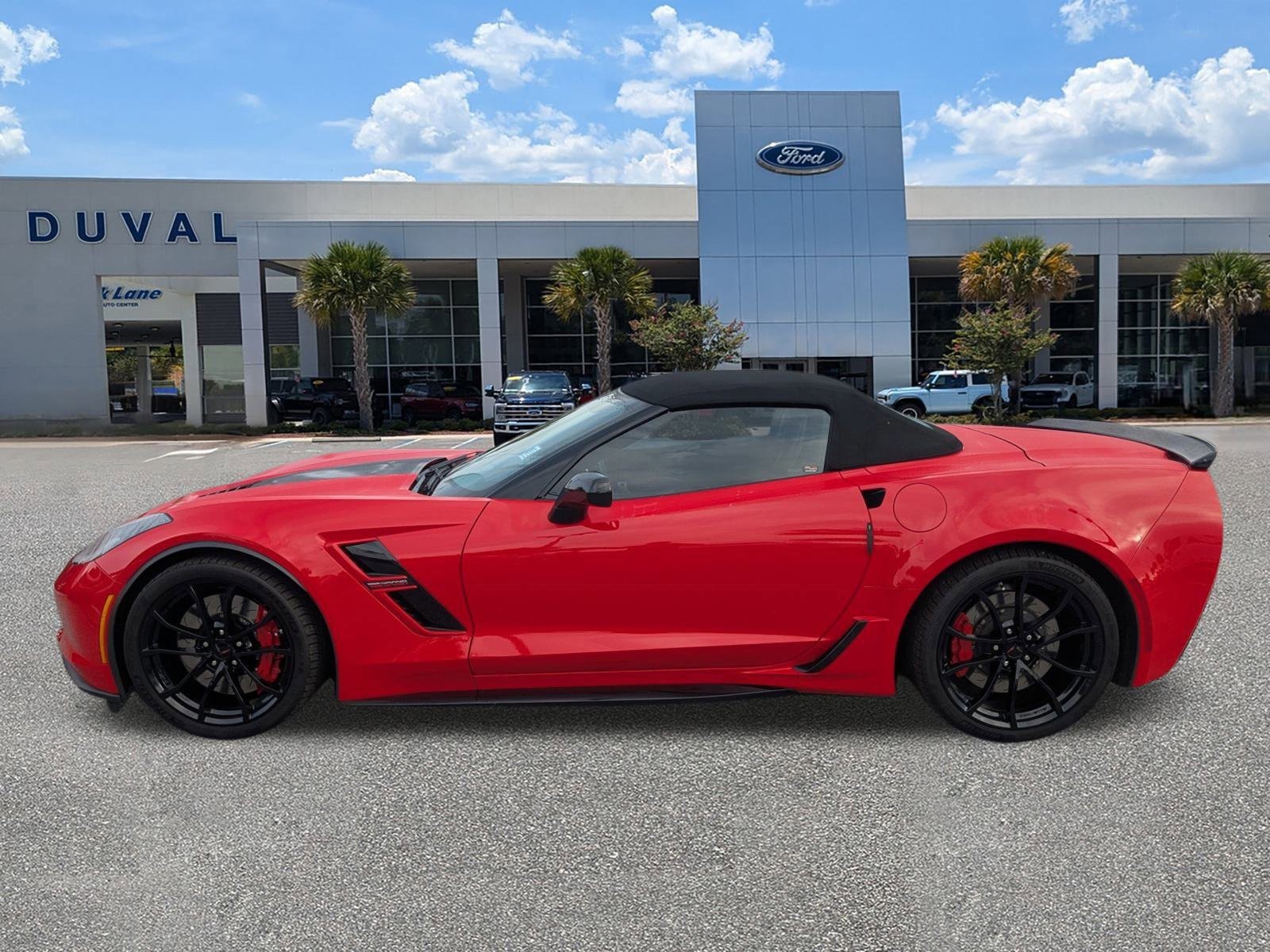 Used 2019 Chevrolet Corvette Grand Sport image 2