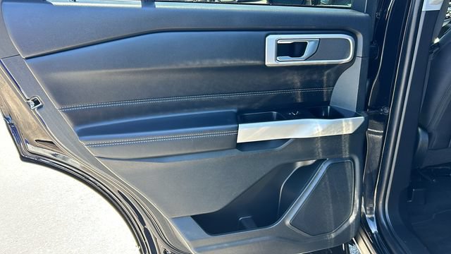 Certified 2022 Ford Explorer XLT RWD image 15