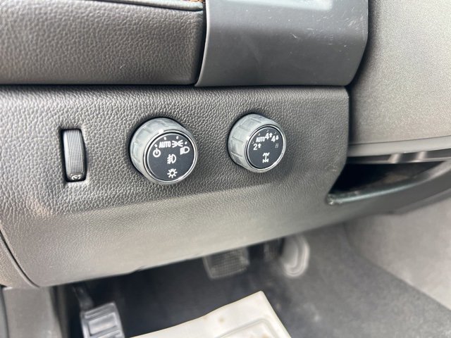 Used 2021 GMC Canyon AT4 w/ Driver Alert Package image 9