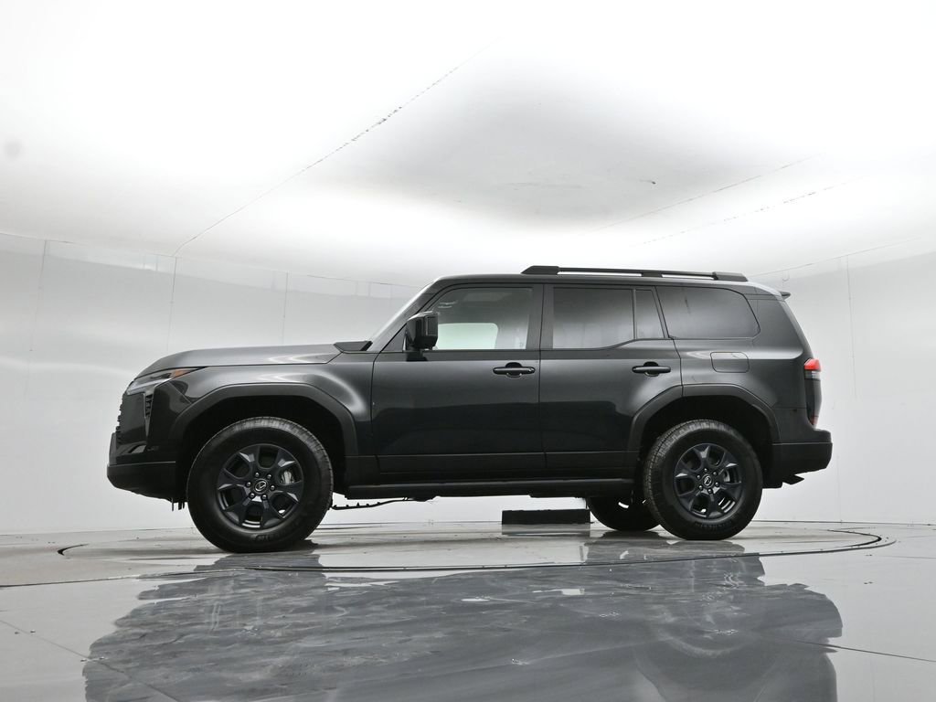 Used 2024 Lexus GX 550 image 7