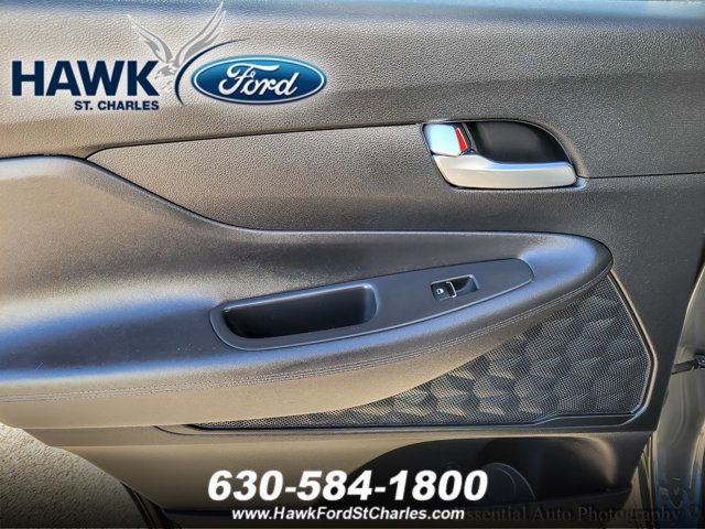 Used 2020 Hyundai Santa Fe SE image 19