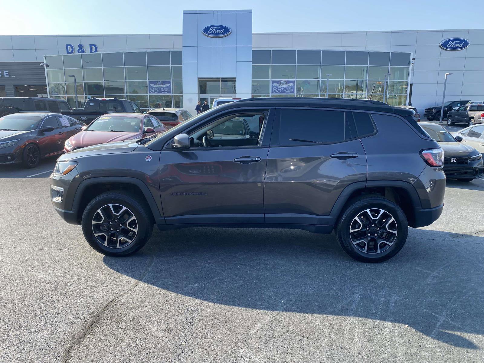 Used 2021 Jeep Compass Trailhawk AWD/4WD image 4