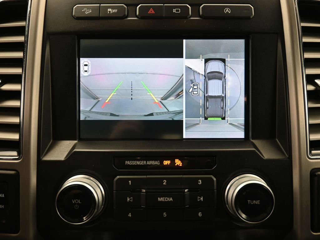 Certified 2020 Ford F150 Platinum w/ Equipment Group 701A Luxury image 4