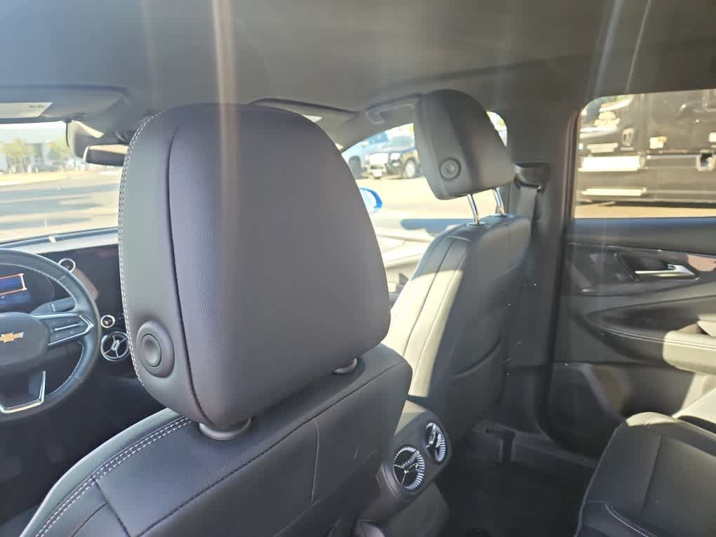 Used 2024 Chevrolet Blazer EV LT AWD/4WD image 11