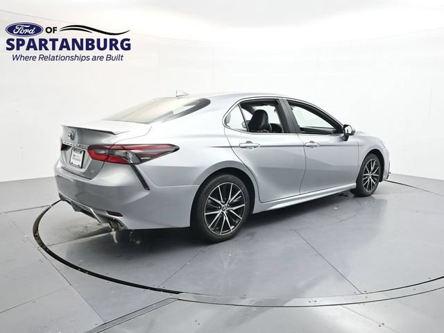Used 2023 Toyota Camry SE FWD image 7