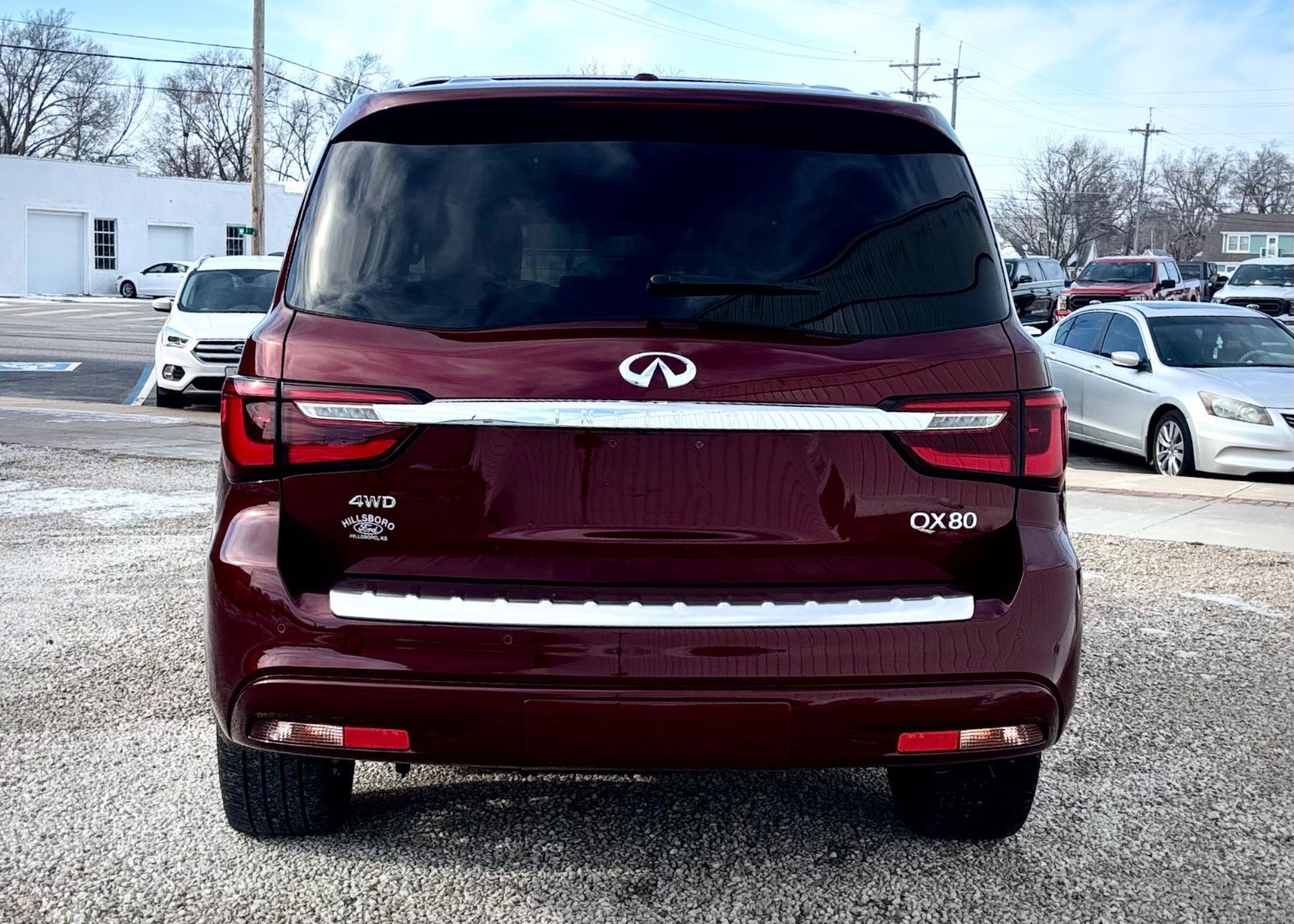 Used 2022 INFINITI QX80 Sensory w/ Cargo Package AWD/4WD image 4