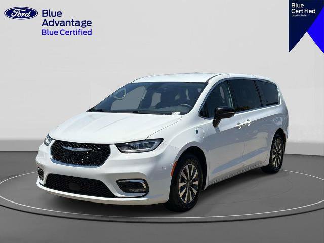 Used 2024 Chrysler Pacifica Limited FWD image 1