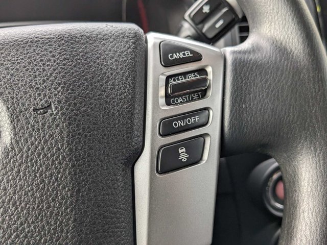 Used 2023 Nissan Titan SV AWD/4WD image 14