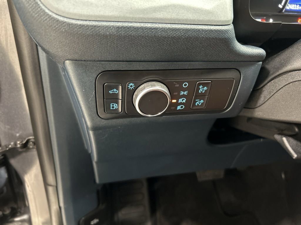 Certified 2022 Ford Maverick Lariat image 14