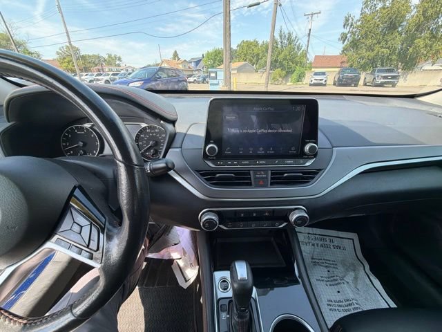 Used 2024 Nissan Altima 2.5 SR FWD image 25