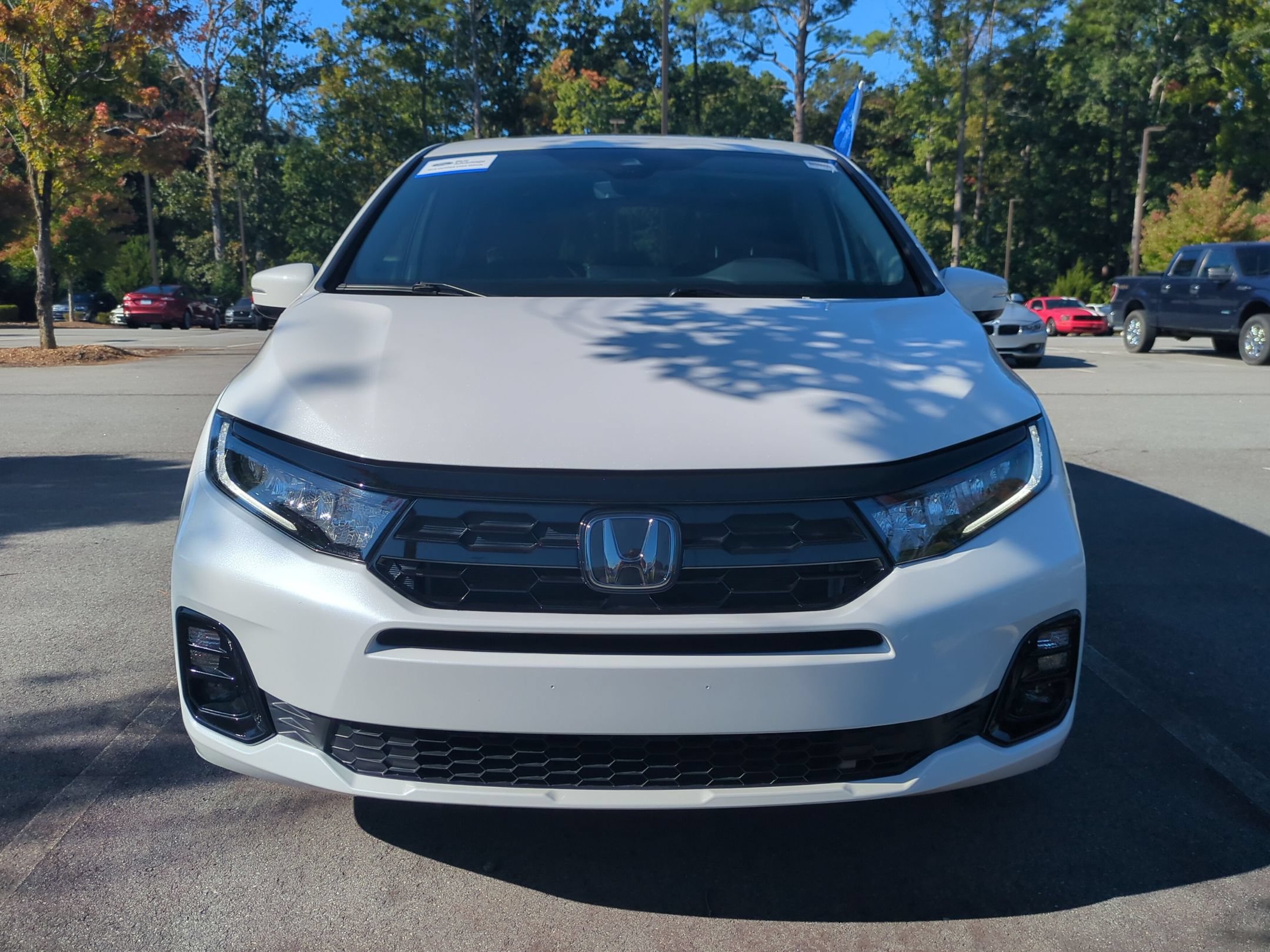 Used 2025 Honda Odyssey Elite image 7