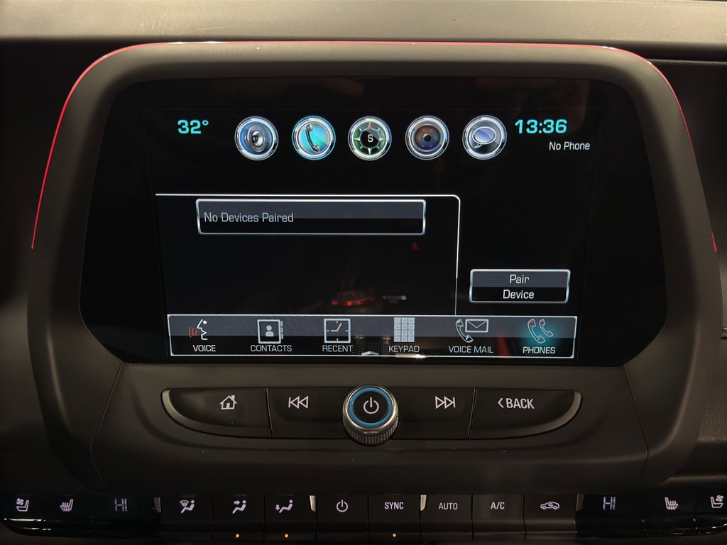 Used 2018 Chevrolet Camaro SS image 21