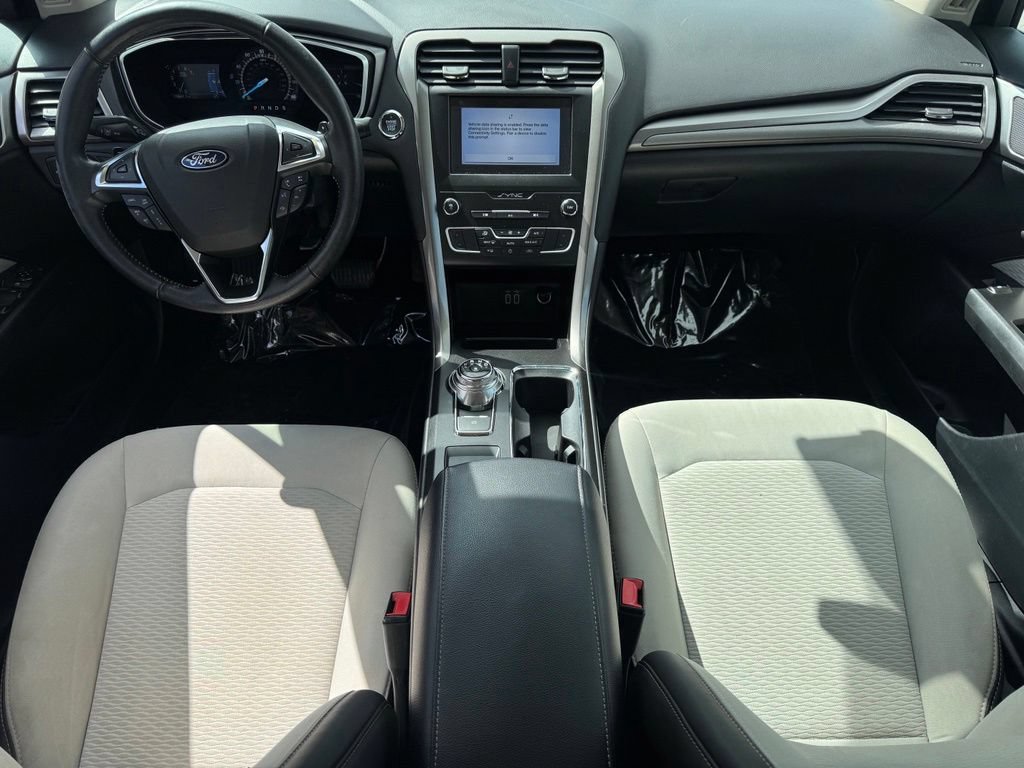 Certified 2019 Ford Fusion SE w/ Equipment Group 151A FWD image 9