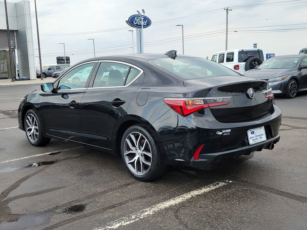 Used 2019 Acura ILX w/ Technology Package image 3