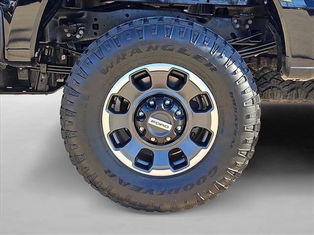 Certified 2024 Ford F250 Lariat w/ Lariat Ultimate Package image 25