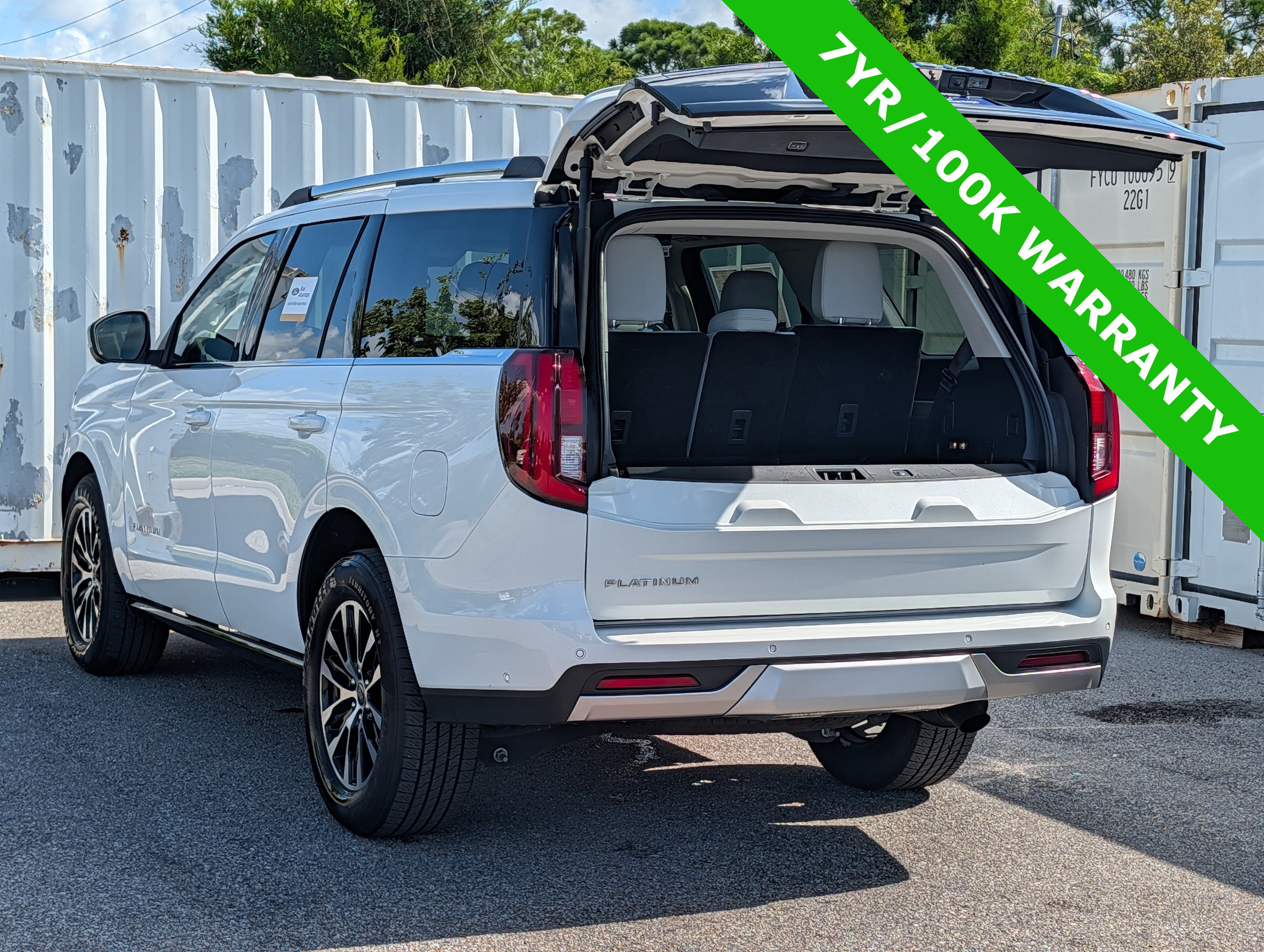 Certified 2025 Ford Expedition Platinum AWD/4WD image 14