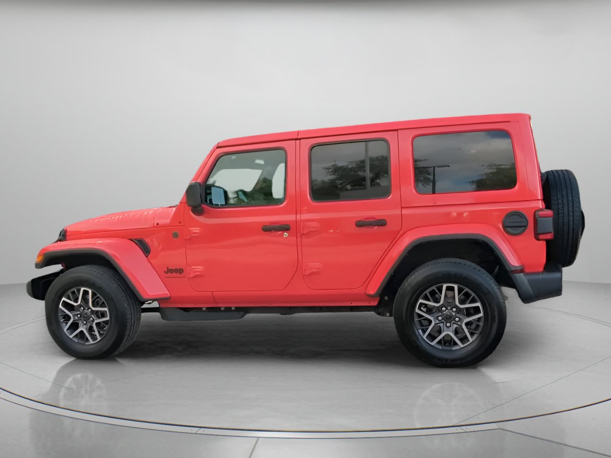Used 2026 Jeep Wrangler Unlimited Sahara AWD/4WD image 19