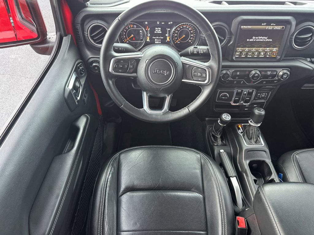 Used 2018 Jeep Wrangler Unlimited Sahara AWD/4WD image 23