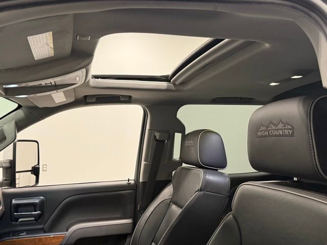 Used 2019 Chevrolet Silverado 2500 High Country w/ Duramax Plus Package image 33
