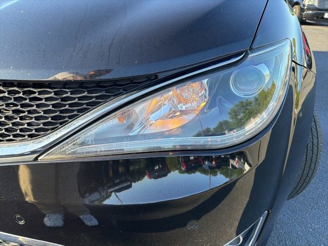 Used 2020 Chrysler Pacifica Touring-L w/ Advanced Safetytec Group FWD image 22