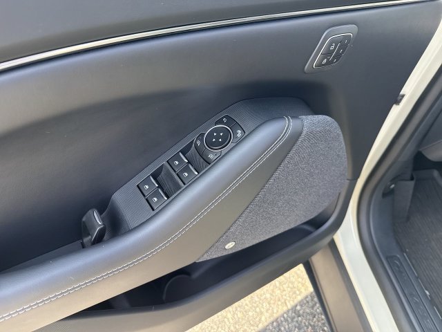 Certified 2025 Ford Mustang Mach-E Premium AWD/4WD image 26
