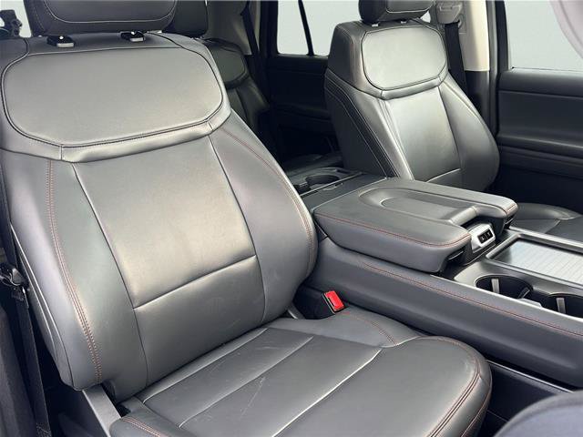 Certified 2025 Ford Expedition Active AWD/4WD image 15