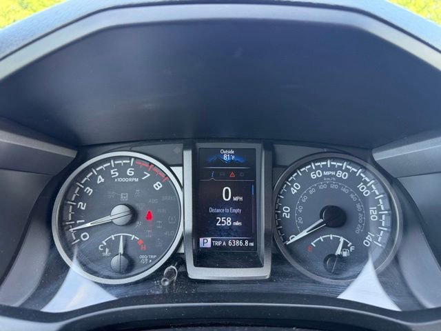 Used 2023 Toyota Tacoma TRD Sport w/ Technology Package AWD/4WD image 25