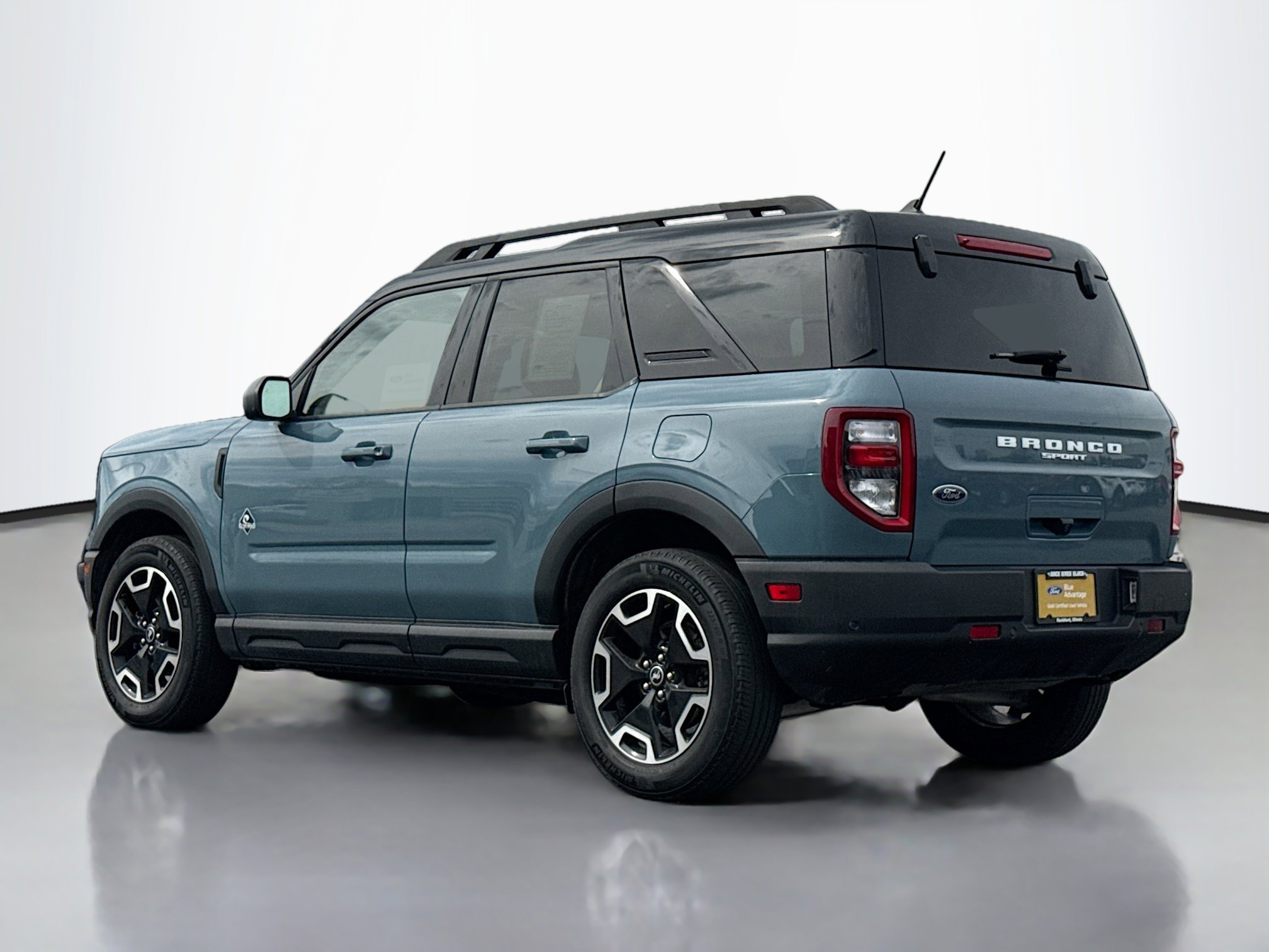 Certified 2023 Ford Bronco Sport Outer Banks w/ Tech Package AWD/4WD image 14