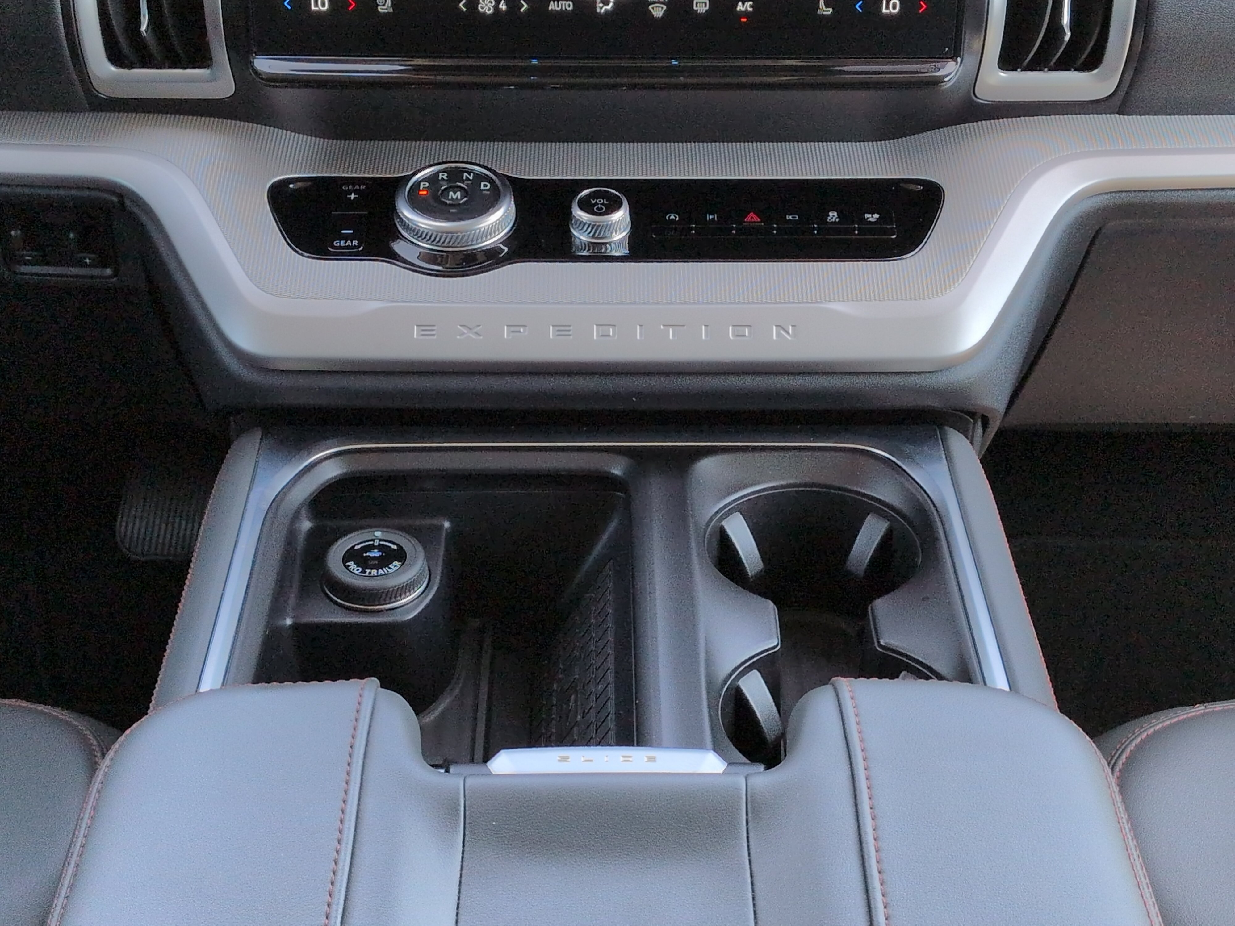 Certified 2025 Ford Expedition Active RWD image 17